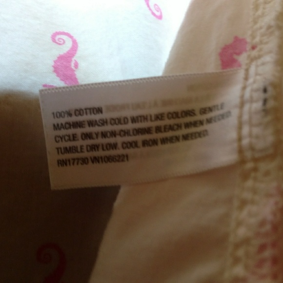 Shirt - Picture 3 of 4